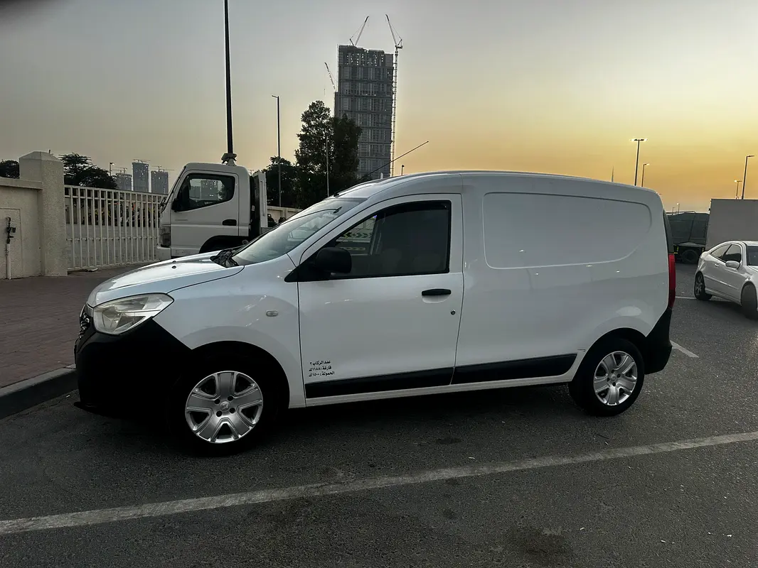 Renault Dokker 2019 — photo 1 of 8