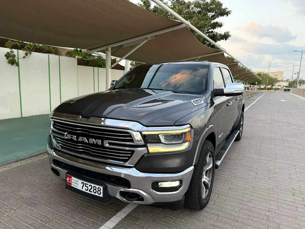 Dodge Ram 2020 — photo 1 of 18