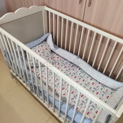 IKEA SUDVIK White Baby Crib / Cot with Mattress and Bumper