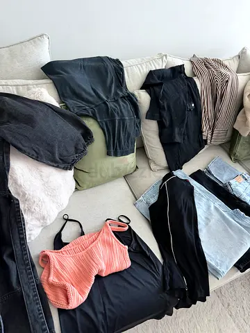 Ladies clothes bundle size 10-12 marina walk dubai 220 Aed