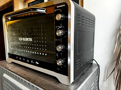 Elekta countertop electric oven