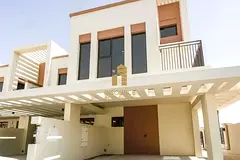 End Unit I Big Plot I 5 Bedrooms plus Maids | Soon Handover I Negotiable