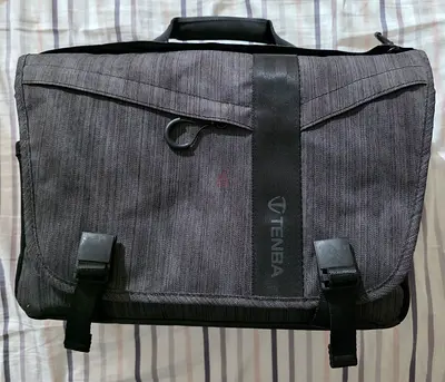 Tenba Camera Bag - Model DNA11