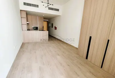Kitchen Appliances | Multiple Cheques | Pool View