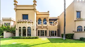 Beautiful Location | Light-Filled | Sea View