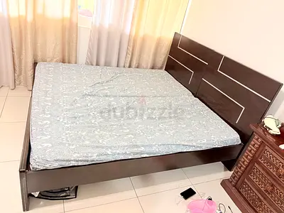 2 single beds strong and sturdy