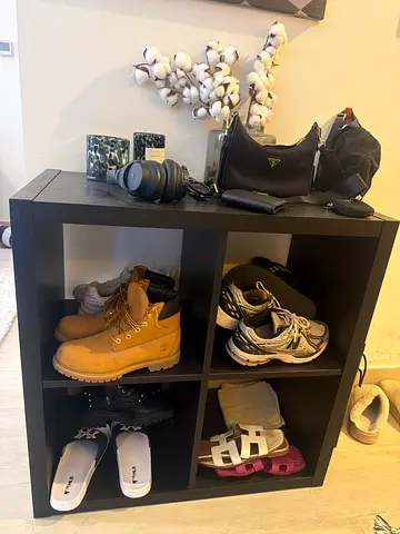 Shelf