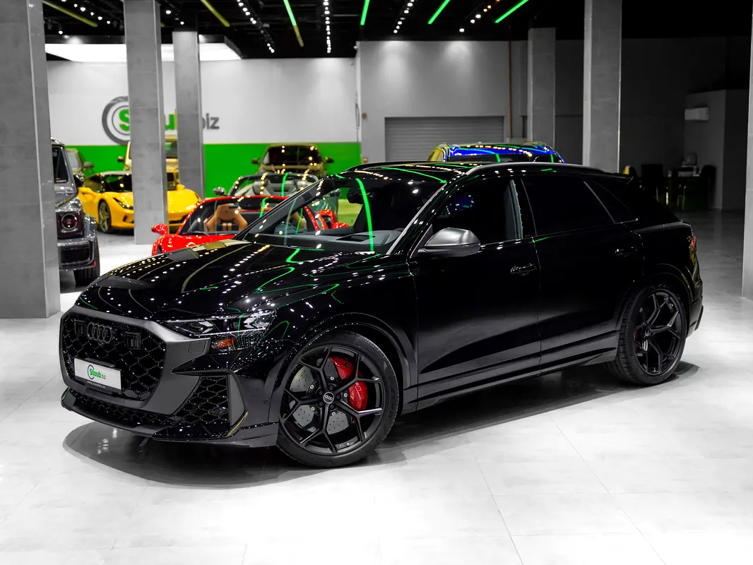 Audi RS Q8 2026 — photo 1 of 20