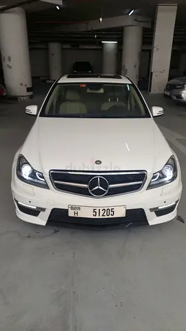 Mercedes Benz C350  ,2014 very clean