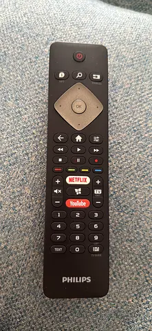 Philips TV SMART (Netflix  YouTube Buttons) - Good Working Condition- Barely used for guest room