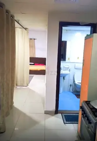 Studio near to F22 bus stop