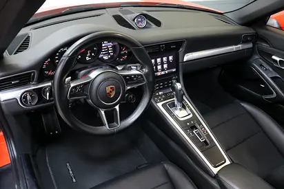 2017 Porsche 911 thumbnail 10