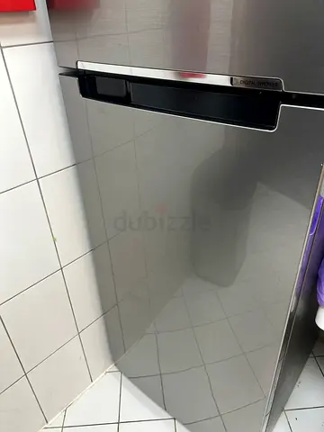 Samsung 420 Liters 2-Door Fridge - Good Condition, Silver RT42K5030S8