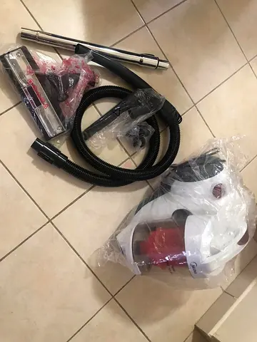 Midea Vacuum Cleaner
