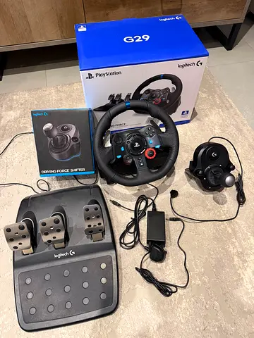 Logitech G29 PS5 Steering + Shifter