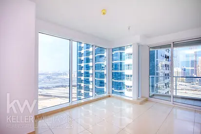 Corner unit | Panoramic Windows | Soon to be available