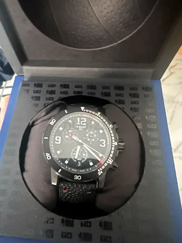 Mens black chronograph sport watch with leather strap - excellent condition