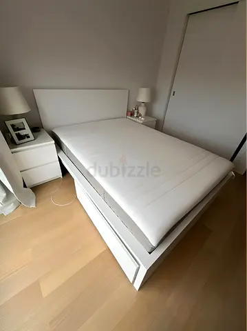 IKEA Bed and mattres / queen size