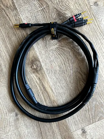 WBC 12AWG speaker cables 8ft