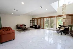 Large Layout | Well Kept | Bright &amp; Spacious