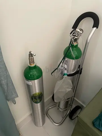Oxygen cylinders x2