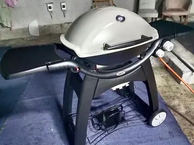 Weber Q3200 Gass grill used BBQ is for sale