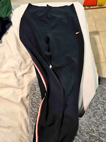 Tommy Hilfiger legging to exercise/sports