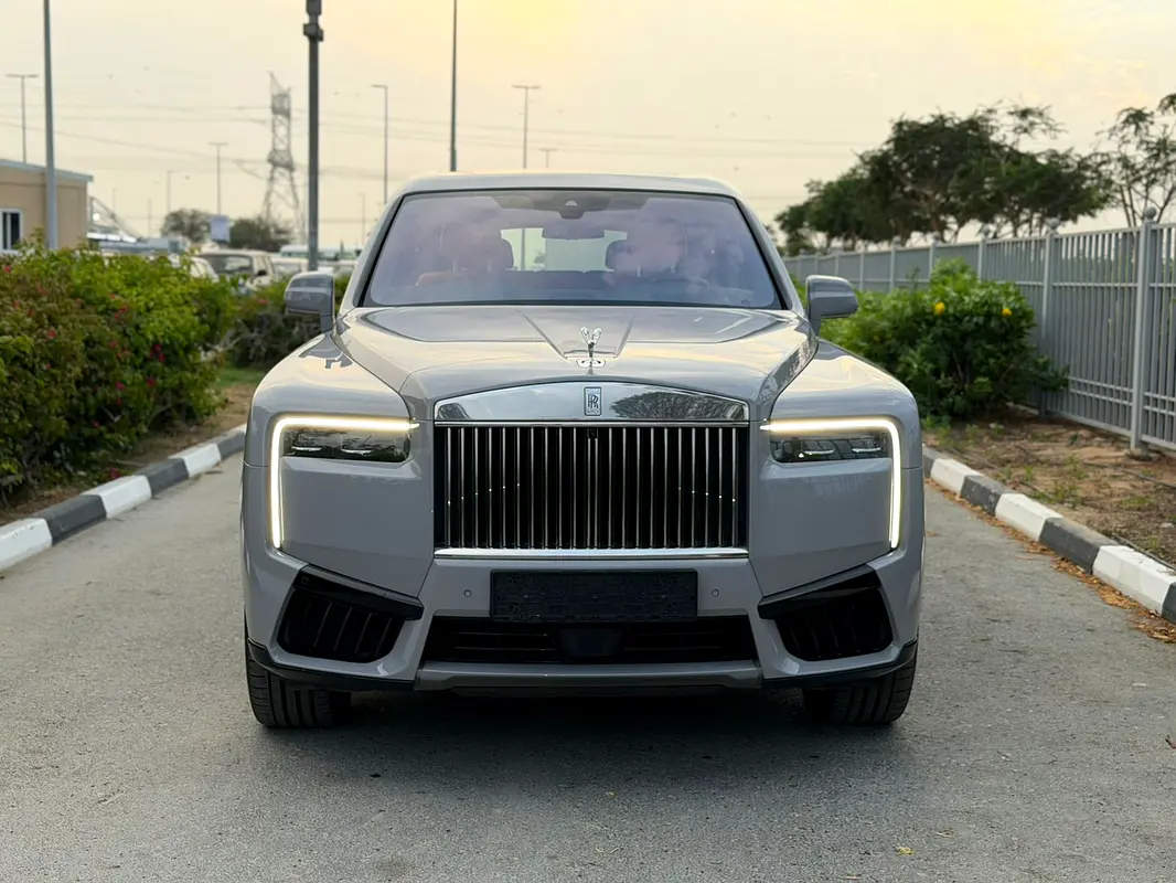 Rolls-Royce Cullinan 2025 — photo 1 of 12