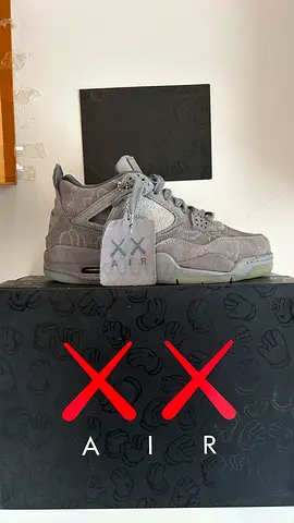 Jordan 4 Kaws