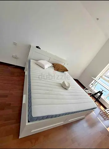 IKEA brimnes bed with mattress King size bed 4 Big storage drawers underneath