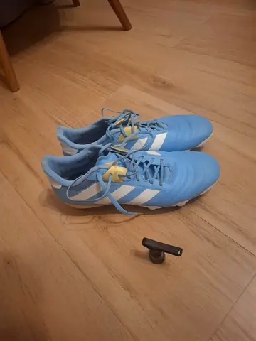 Adidas Blue Kakari RS soft ground rugby boots size 9 UK