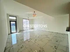 Contemporary | Luxury Living | Up to 12 Cheques