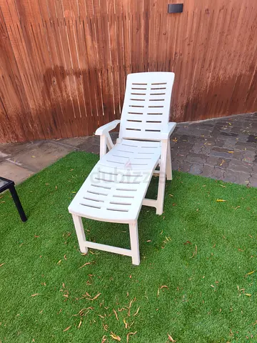 Sunbed Pool recliner chair plastic