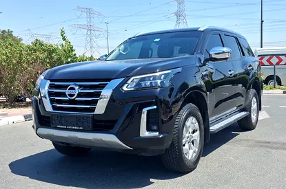 NISSAN X-TERRA 2023 TITANIUM 8600KM ONLY  4X4 GCC FREE SERVICE +WARRANTY AL ROSTMANI + ORGINAL PAINT