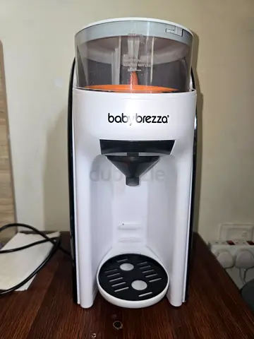 Baby Brezza Formula Pro Baby Bottle Maker - Good Working Condition
