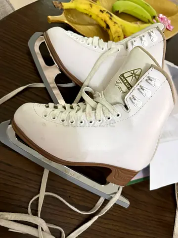 Jackson Skating shoes