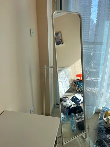 Floor mirror