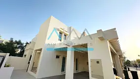 The Lakes | 3Bed Type C (End Unit) with Maid`s and Study | Close to Lake Pool Park