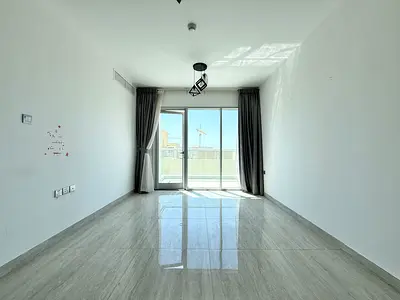 Behind Fairmont | 1Bedroom | Gym Pool Parking