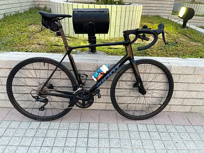 Giant TCR Advanced Disc Road Bike 2024 Model / Large Size
