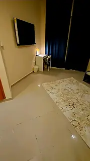 SINGLE LADY ONLY, MASTER ROOM WITH ATTACHED TOILET  BALCONY NEAR MOE