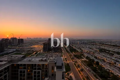 Rare Duplex | Panoramic Views | Vacant on Transfer