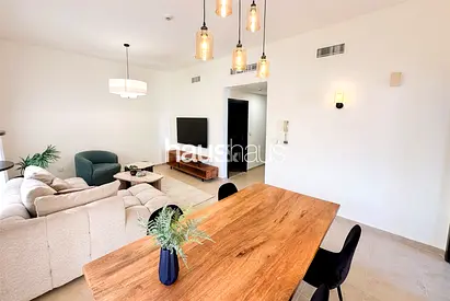 Fully Furnished | Fully Upgraded | Vacant Now