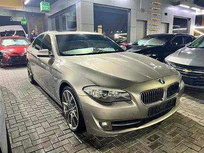 BMW 5-Series 535i Exclusive 2013 GCC Specs
