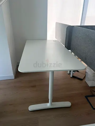 IKEA Office Desk / Workstation Table – White – Excellent Condition