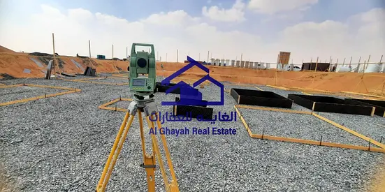 الطرح الأول | 5,394 قدم | تصريح أرضي + ميزانين | جاهزة للبناء