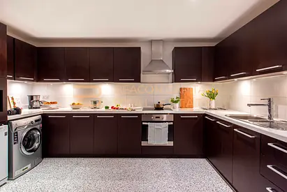 Elegant 3BR Residence | Ready to Move | Well-maintained