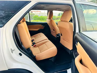 2019 Toyota FORTUNER — фото 7