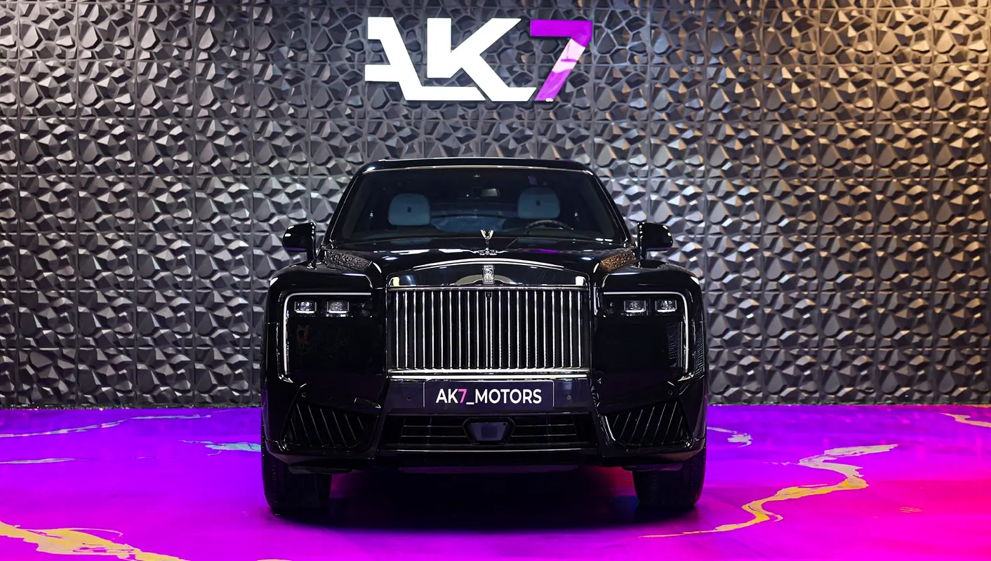 Rolls-Royce Cullinan 2024 — photo 1 of 18
