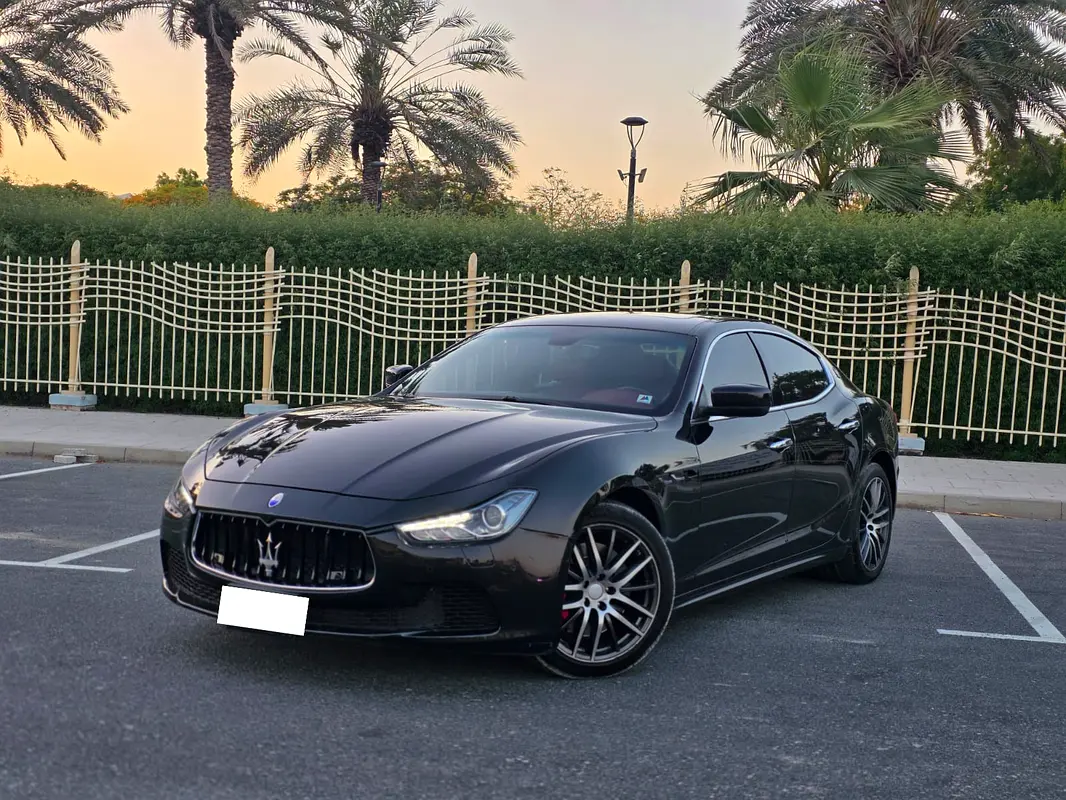 Maserati Ghibli 2014 — photo 1 of 17